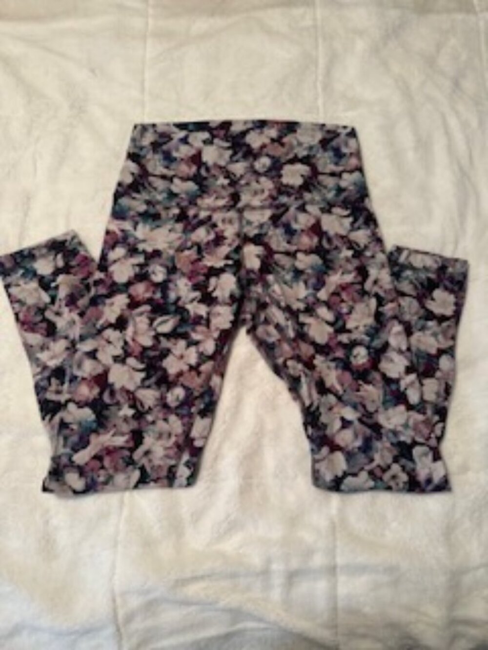Lululemon Flower Ankle length Medium